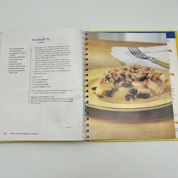 Betty Crocker's Bisquick® Cookbook (2000, Hardcover) - Picture 7 of 9